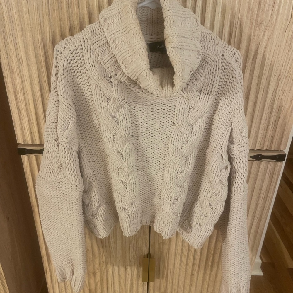 ☃️ AAKAA Cream Cable Knit Turtleneck Sweater